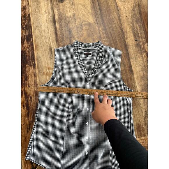 TALBOTS Black White Plaid Print Wrinkle Resistant Button Down Shirt Size 10 - Picture 4 of 5